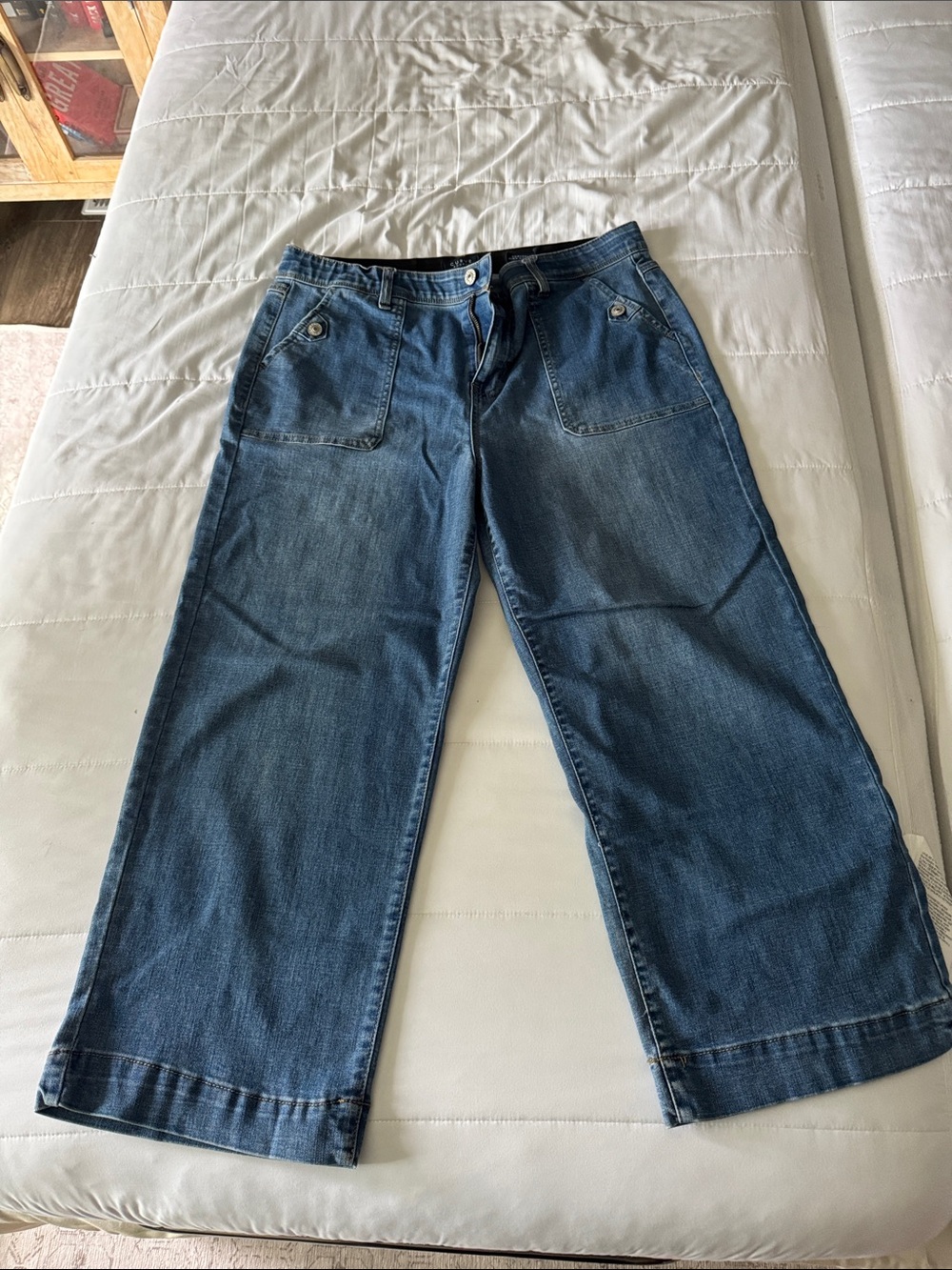 Women’s Wide-Leg Denim Jeans